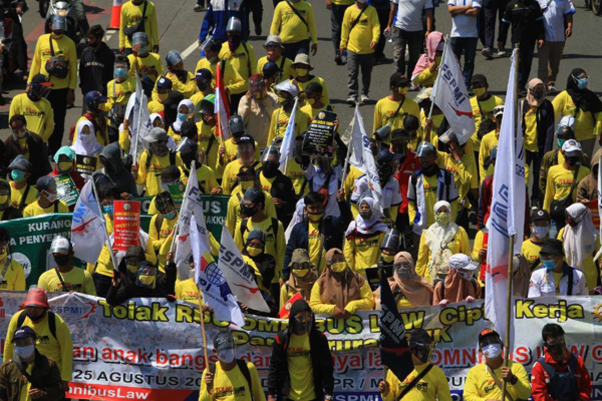 Pembahasan Omnibus Law Bikin Suara Buruh Terpecah