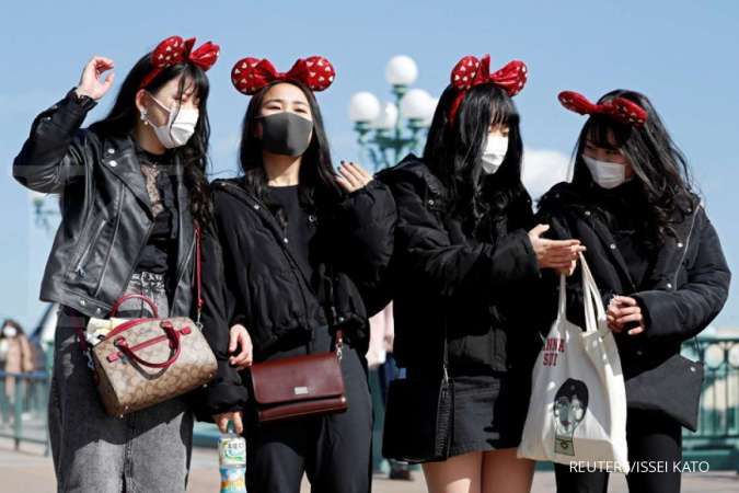 Tokyo Disneyland tutup hingga 15 Maret untuk hindari penyebaran virus corona 