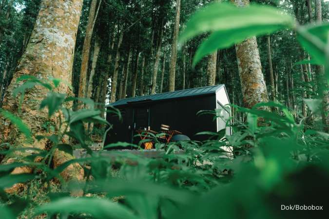 Tampilan eksterior Bobocabin di area Batu Raden, Jawa Tengah.