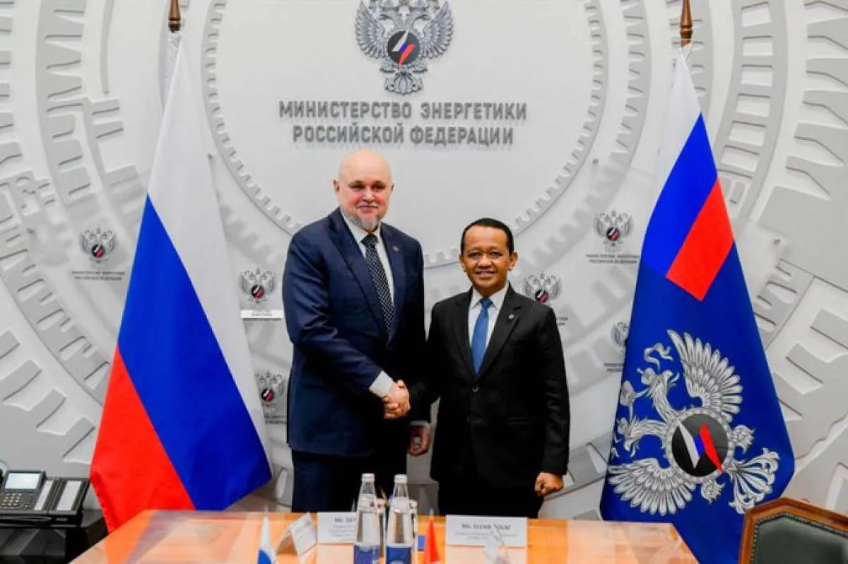 Bahlil: Rusia Siap Pasok Minyak Mentah dan LPG dalam Negeri