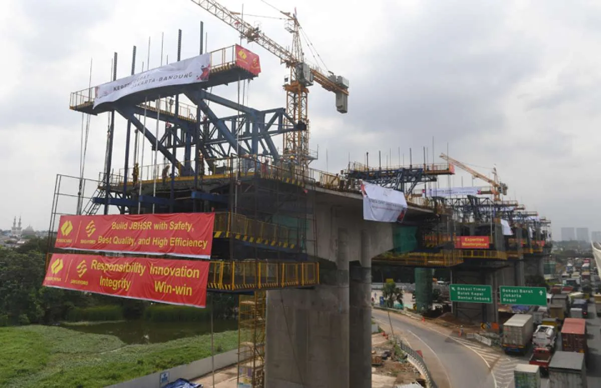 Waduh, stok material proyek KA cepat Jakarta-Bandung menipis gara-gara virus corona