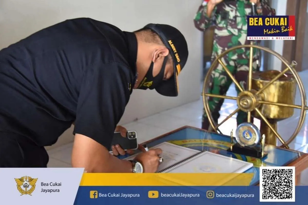 Jaga perairan Jayapura, Bea Cukai dan Lantamal X Koarmada III jalin sinergi