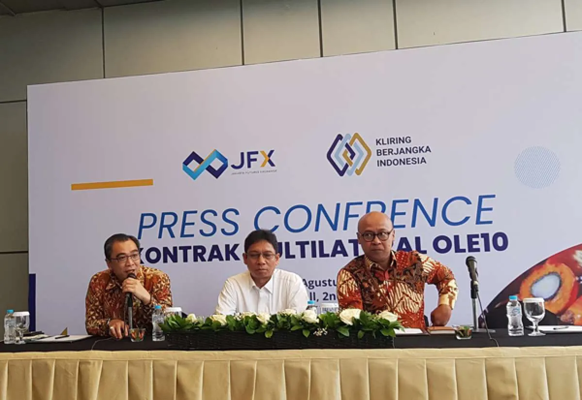Transaksi OLEIN di JFX Melonjak di Bulan Mei