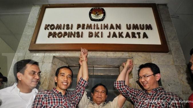 Ahok nyoblos bersama para tetangganya