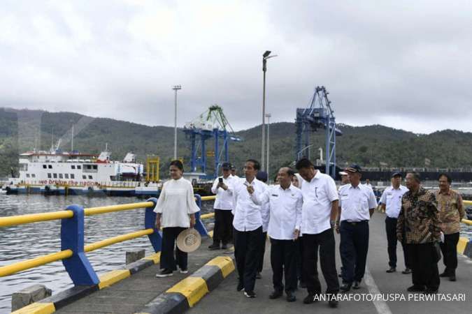 Jokowi sebut pentingnya Ambon New Port saat kunjungi Pelabuhan Yos Sudarso