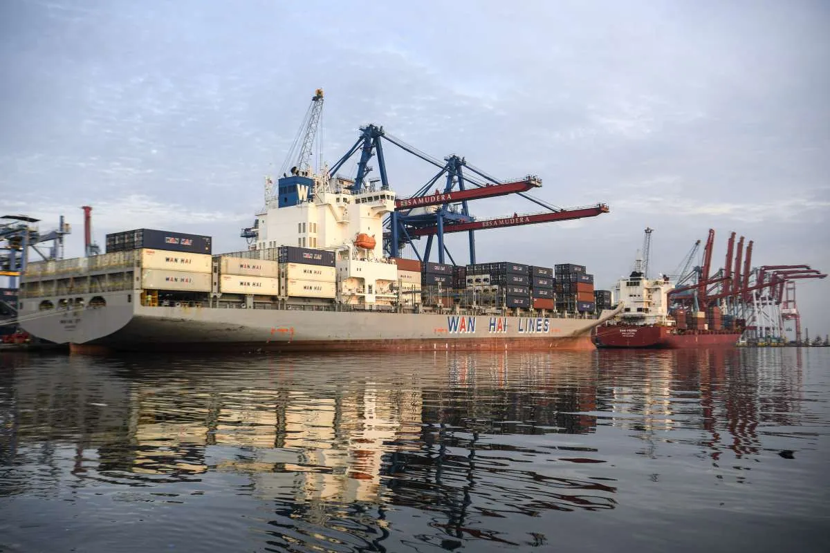 Harga Minyak Naik, Defisit Neraca Transaksi Berjalan Bisa Melebar, Rupiah Terpukul