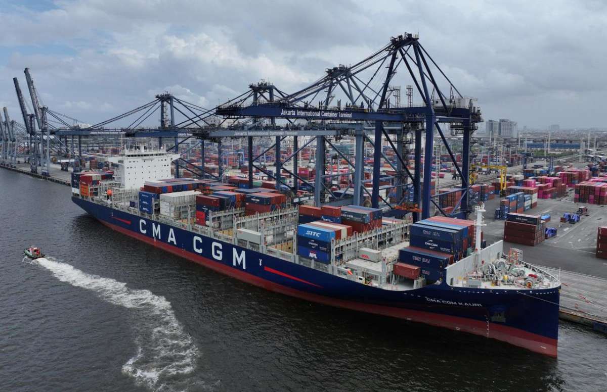 Konflik Timur Tengah Memantik Biaya Logistik