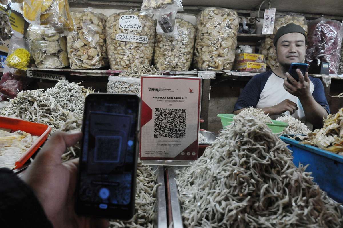 BI Terapkan Biaya Transaksi QRIS bagi Usaha Mikro