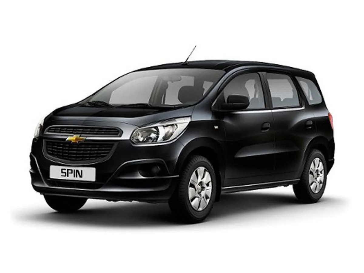 Makin terjangkau, ini harga mobil bekas Chevrolet Spin tahun segini
