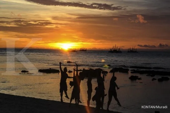 Minister officiates Tanjung Lesung diving center
