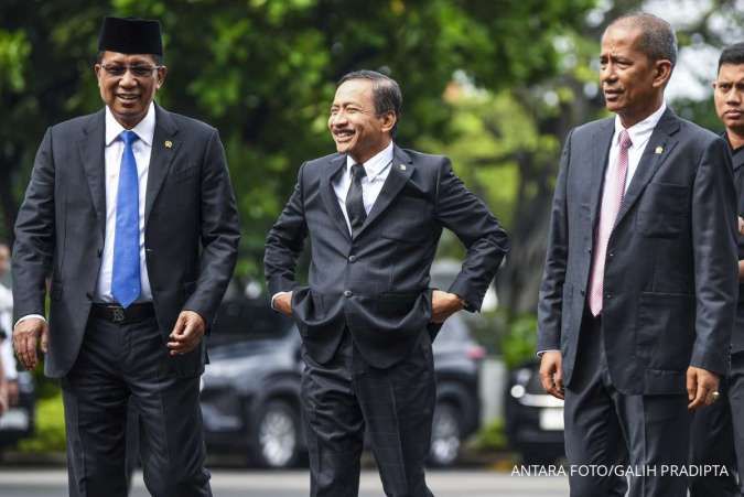 Prabowo Resmi Lantik Liliek Prisbawono Adi Jadi Hakim MK, Gantikan Anwar Usman