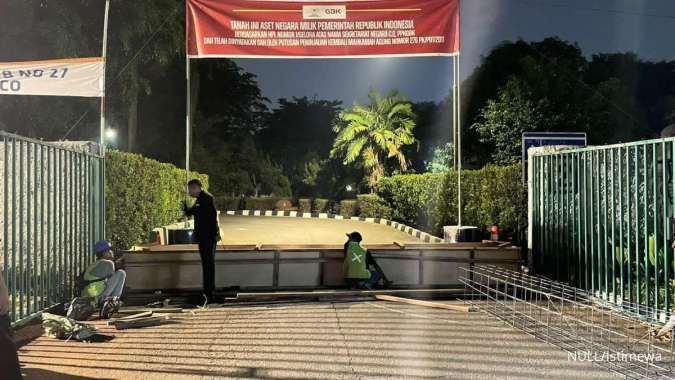 Makin Panas, PPK GBK Pasang Tembok Beton di Sekeliling Hotel Sultan