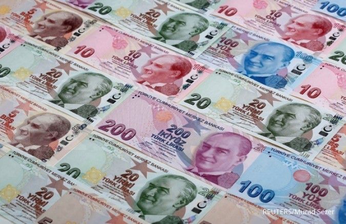 Turki batasi transaksi swap, lira masih melempem