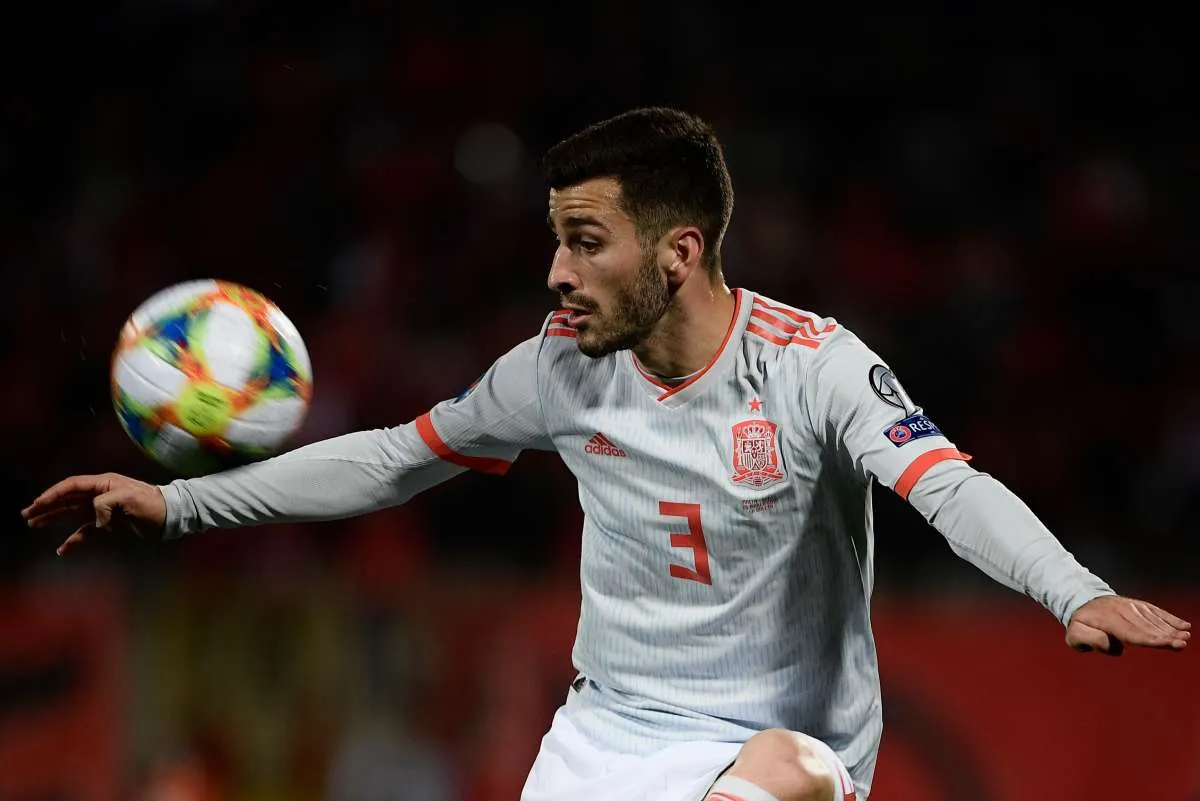 Barcelona kembali bidik pemain bertahan, incar jebolan akademi Valencia