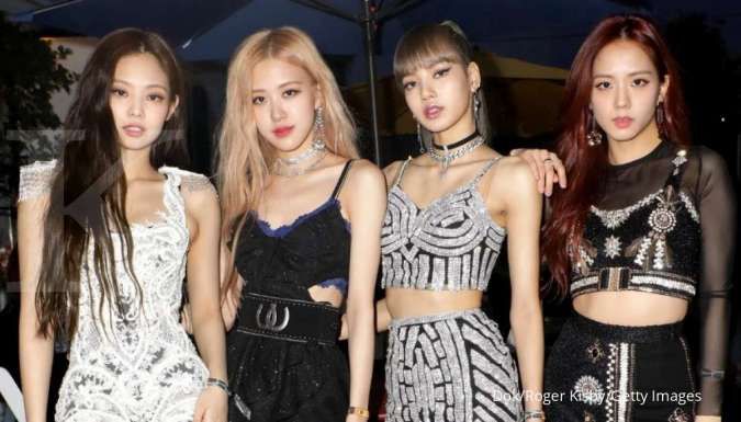 BLACKPINK: Light Up The Sky tunjukkan kesan member tampil di festival Coachella.