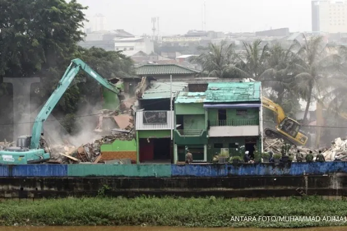 Jakarta administration begins Kalijodo demolition 