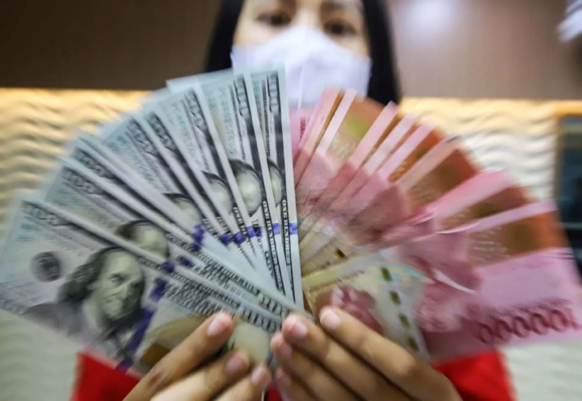 Nilai Tukar Rupiah Menguat Pekan Ini, Pernyataan The Fed Jadi Pendorongnya