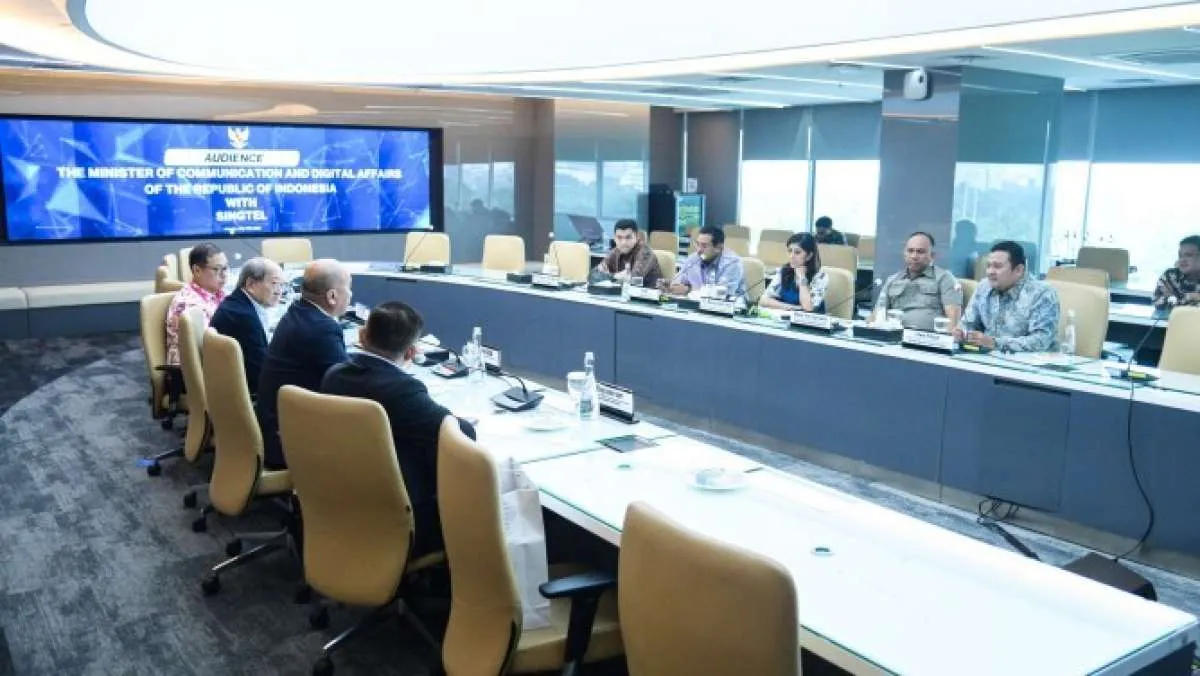 Meutya Hafid dan Singtel Bahas Kemitraan Digital : Pusat Data, AI dan Zero Blank Spot