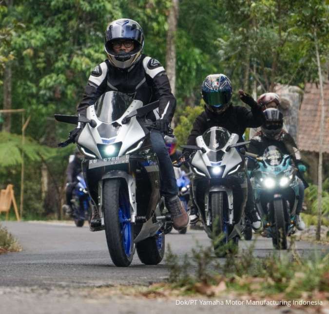  All New R15 Connected Series Makin Diminati Gen Z, Ikut bLU cRU Riding Experience 