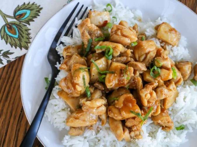 Resep Ayam Bumbu Teriyaki Super Creamy, Kuah Kentalnya Pakai Susu!