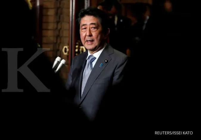Japan's Abe says ready to top up fiscal spending if coronavirus hits economy