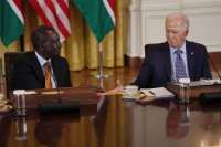 Presiden Kenya Batalkan Kenaikan Pajak Pasca Protes Mematikan