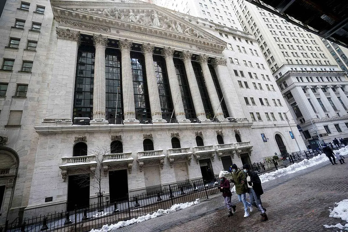 Wall Street dibuka menghijau didorong saham-saham sektor teknologi