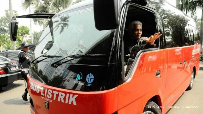 Mimpi membuat mobil listrik massal