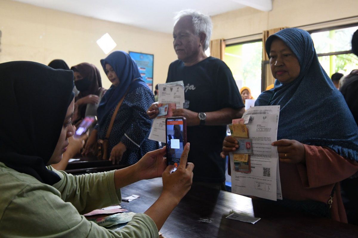 Simpanan Kelas Menengah Bawah Menyusut Meski Jumlah Rekening Meningkat