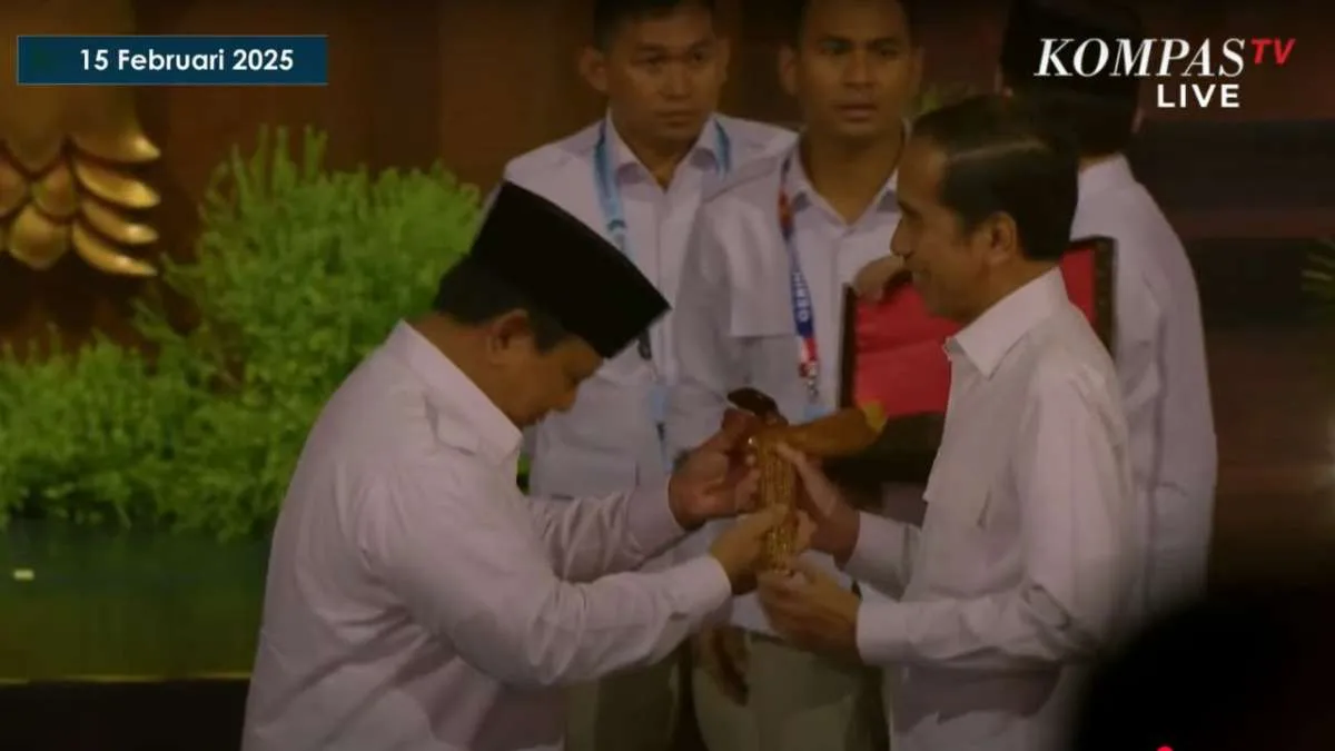 Joko Widodo Sebut Prabowo Presiden Terkuat di Dunia, Tidak Ada yang Berani Mengkritik