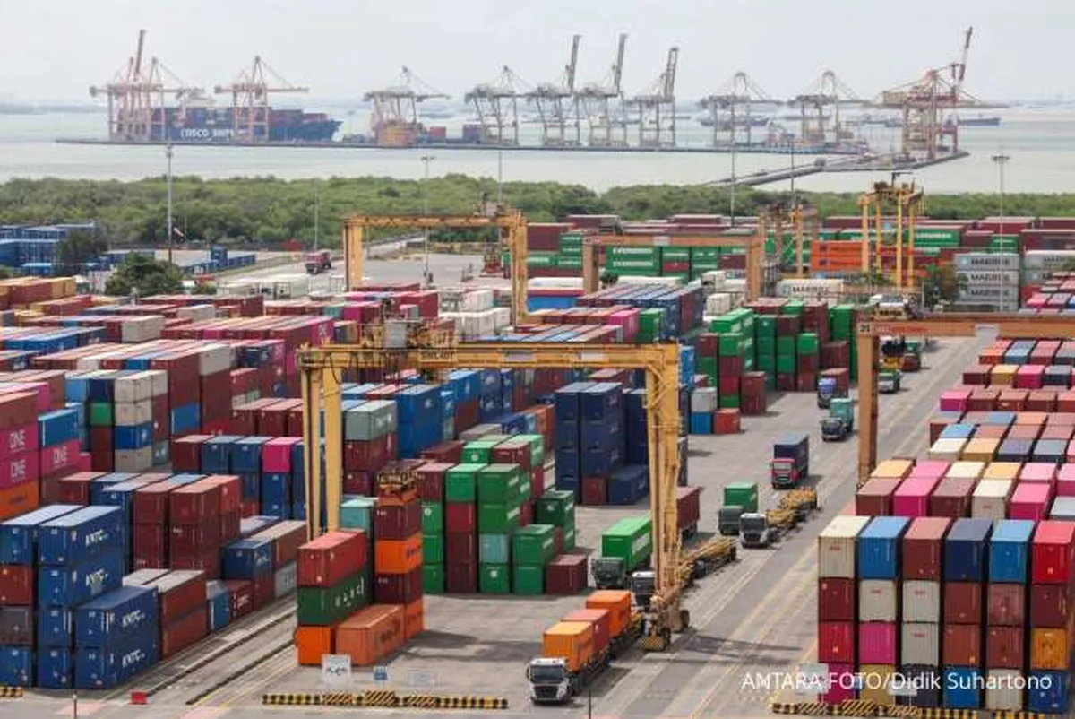 Ekonomi Indonesia Tertekan oleh Kebijakan Perang Dagang