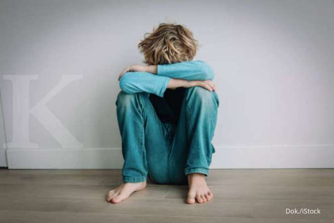 5 Cara Membantu Anak Remaja Menghadapi Kesedihan dengan Tepat