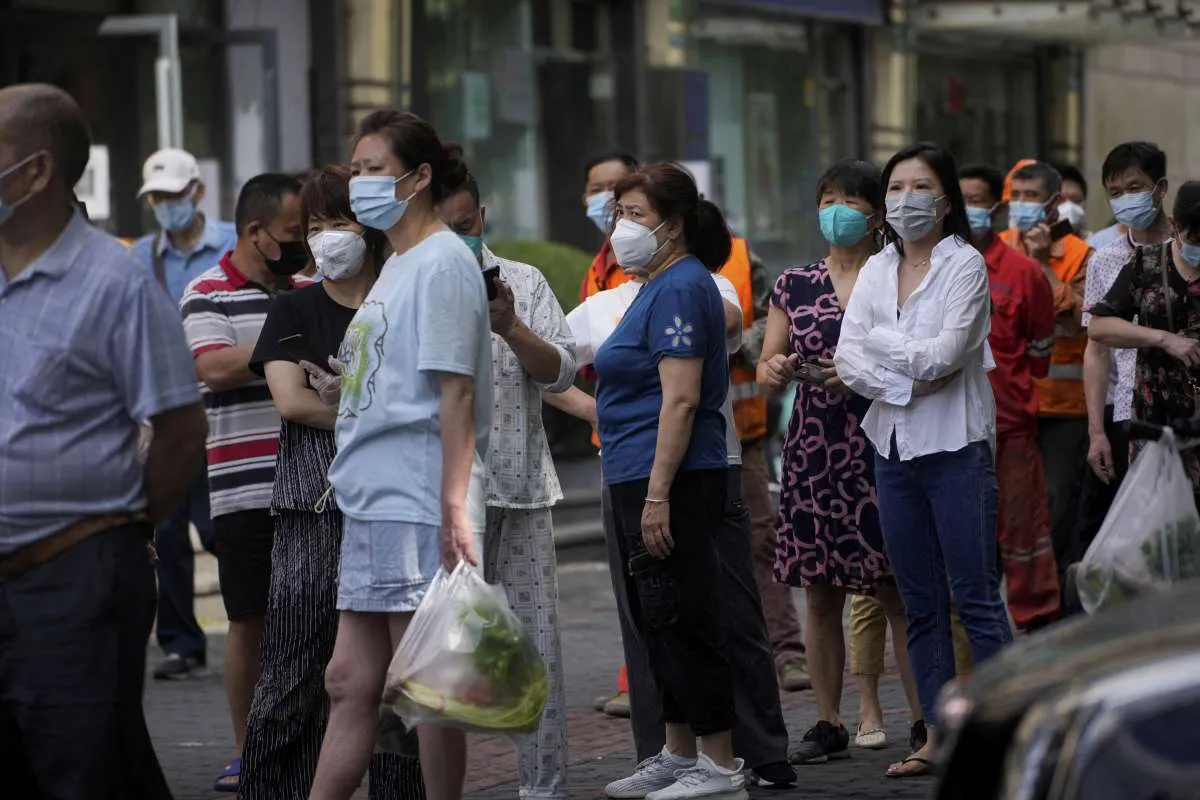 China Memangkas Waktu Karantina Covid-19 Bagi Pelancong Internasional