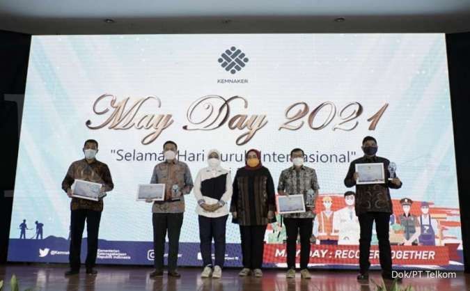 Mampu Bertahan dan Lakukan Berbagai Penyesuaian Meski dalam Suasana Pandemi, Telkom Dapat Penghargaan dari Kemenaker