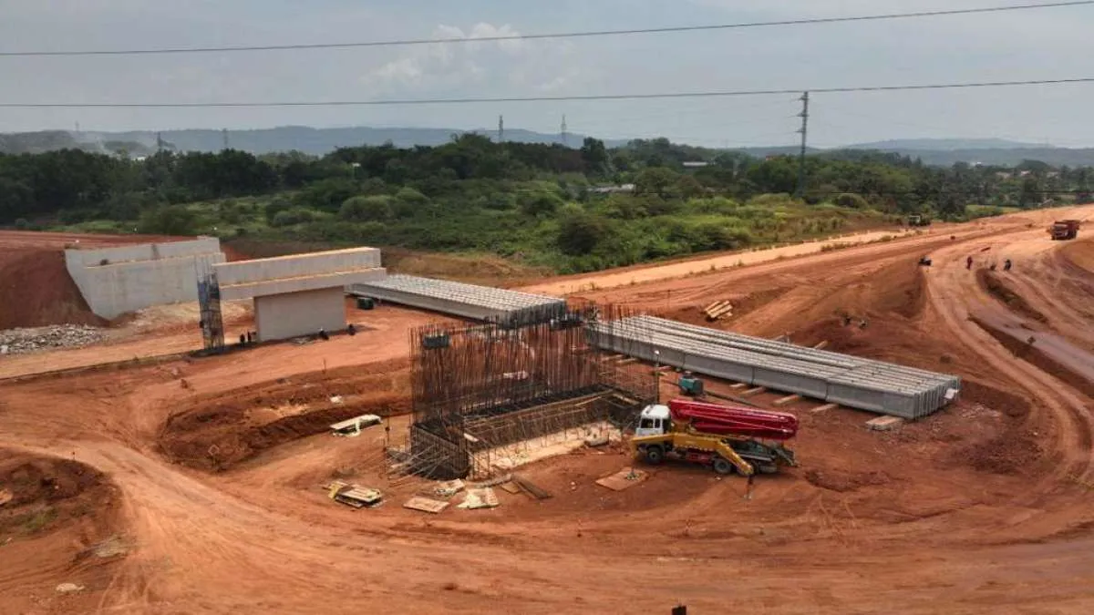 Konstruksi Tol Japek II Selatan Capai 72,04%, Cek Detailnya!