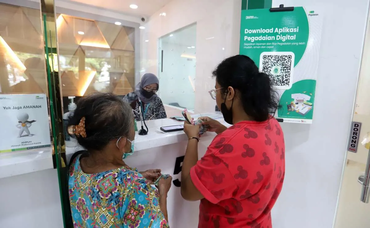 Ini Beda Kredit Ultra Mikro BRI dengan Pinjaman Online