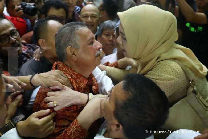 Ex-PLN chief Sofyan Basir walks free in Riau project graft trial