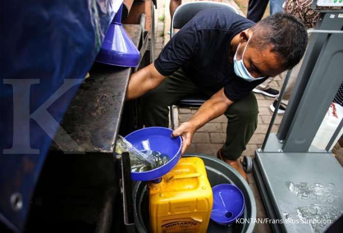 HET Minyak Goreng Curah Ditetapkan Rp 14.000 Per Liter