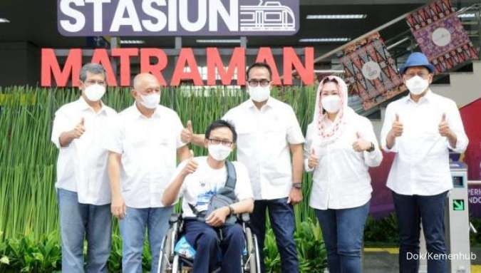Menhub Bersama Menkop UKM Hadiri Soft Launching Pengoperasian Stasiun Matraman