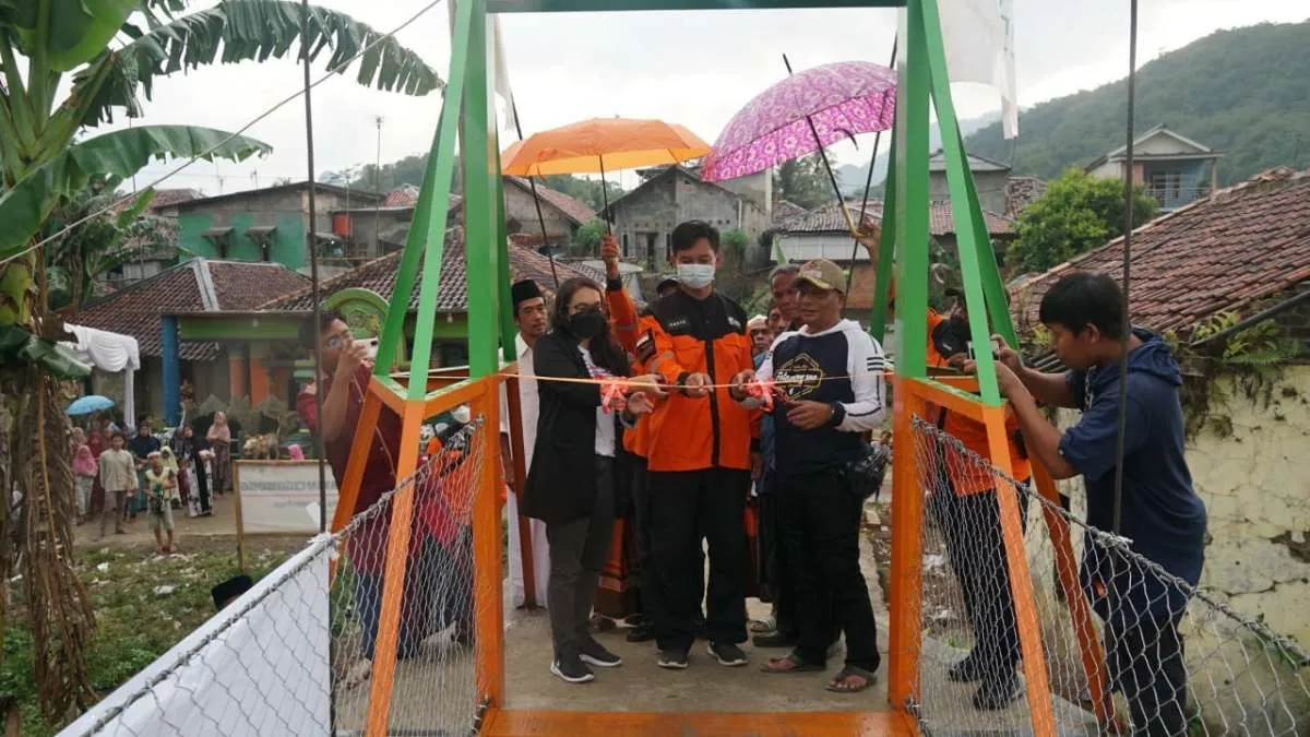 LinkAja Revitalisasi Infrastuktur Terdampak Banjir Bandang melalui LinkAja Peduli