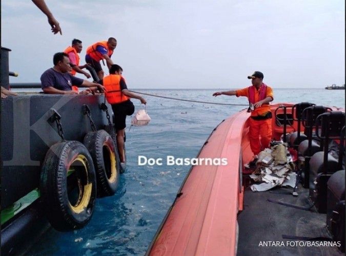 Sebanyak 300 personel gabungan dibantu nelayan mencari pesawat Lion Air JT 610