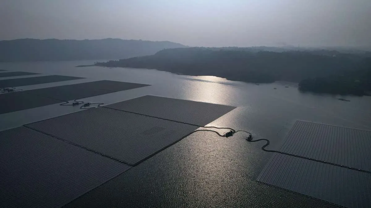 Prakiraan Cuaca Jabar Selasa (7/4): Hujan Ringan Dominasi Hari Ini, Siap-siap!