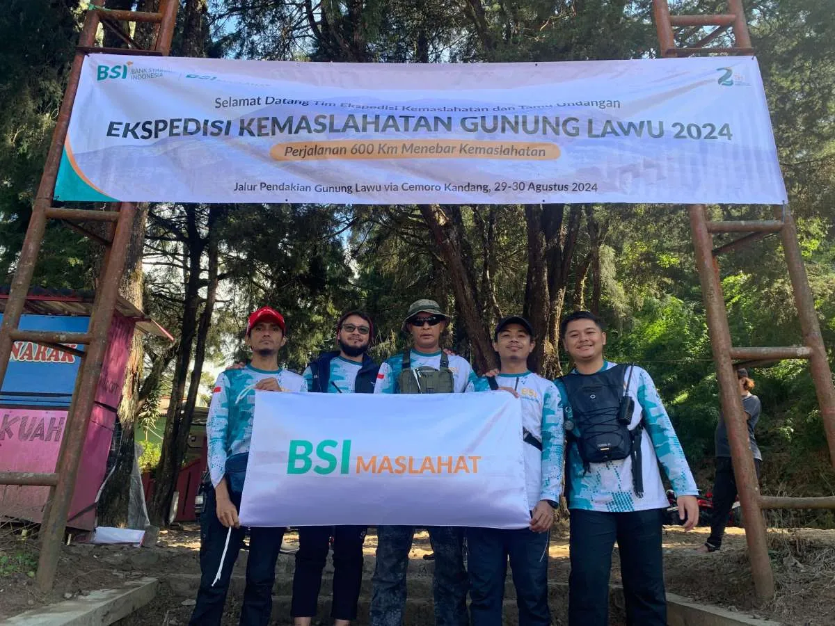 Peringati Milad ke-2, BSI Maslahat Gelar Ekspedisi Kemaslahatan ke Gunung Lawu 