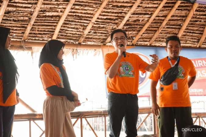 Sambut Hari Mangrove Sedunia, Cleo Tanam 15.000 Pohon Mangrove di Surabaya