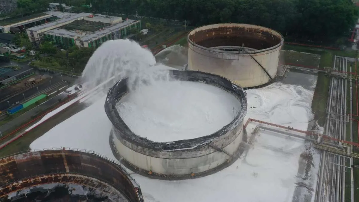 Berapa potensi kerugian Pertamina dari insiden kebakaran tangki Kilang Cilacap?