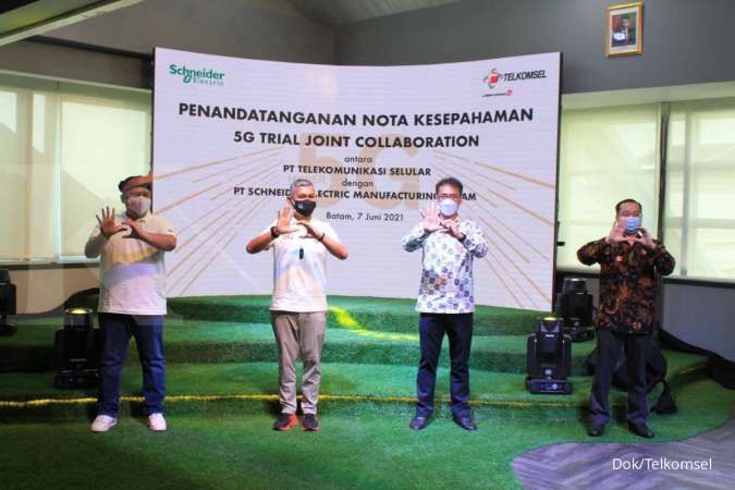 Kerjasama Telkomsel Bersama Schneider Electric, Dorong Pemanfaatan Teknologi 5G untuk Industri 4.0 di Indonesia