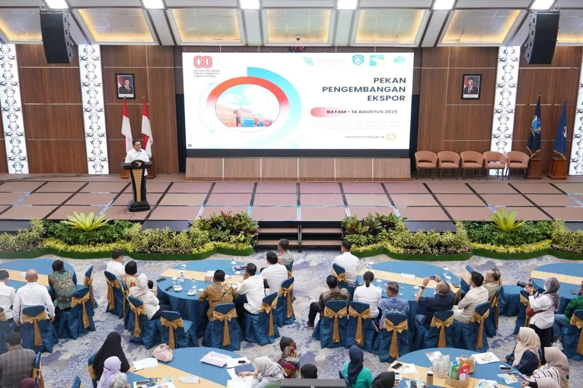 Buka Pekan Pengembangan Ekspor 2025, Mendag Busan Konsisten Ajak UMKM Jadi Eksportir