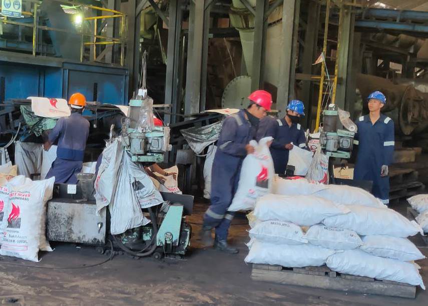 Kontan - Bukit Asam Kilas Online.