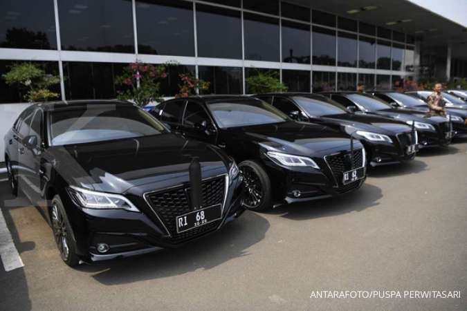 Menteri kabinet Indonesia Maju bisa naik mobil dinas baru pertengahan November