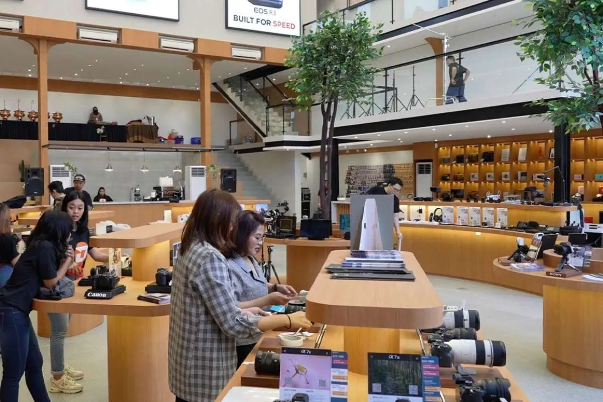 DOSS Kejar Pangsa Pasar 33% di 2025, Fokus Ekspansi dan Digitalisasi Ekosistem Visual